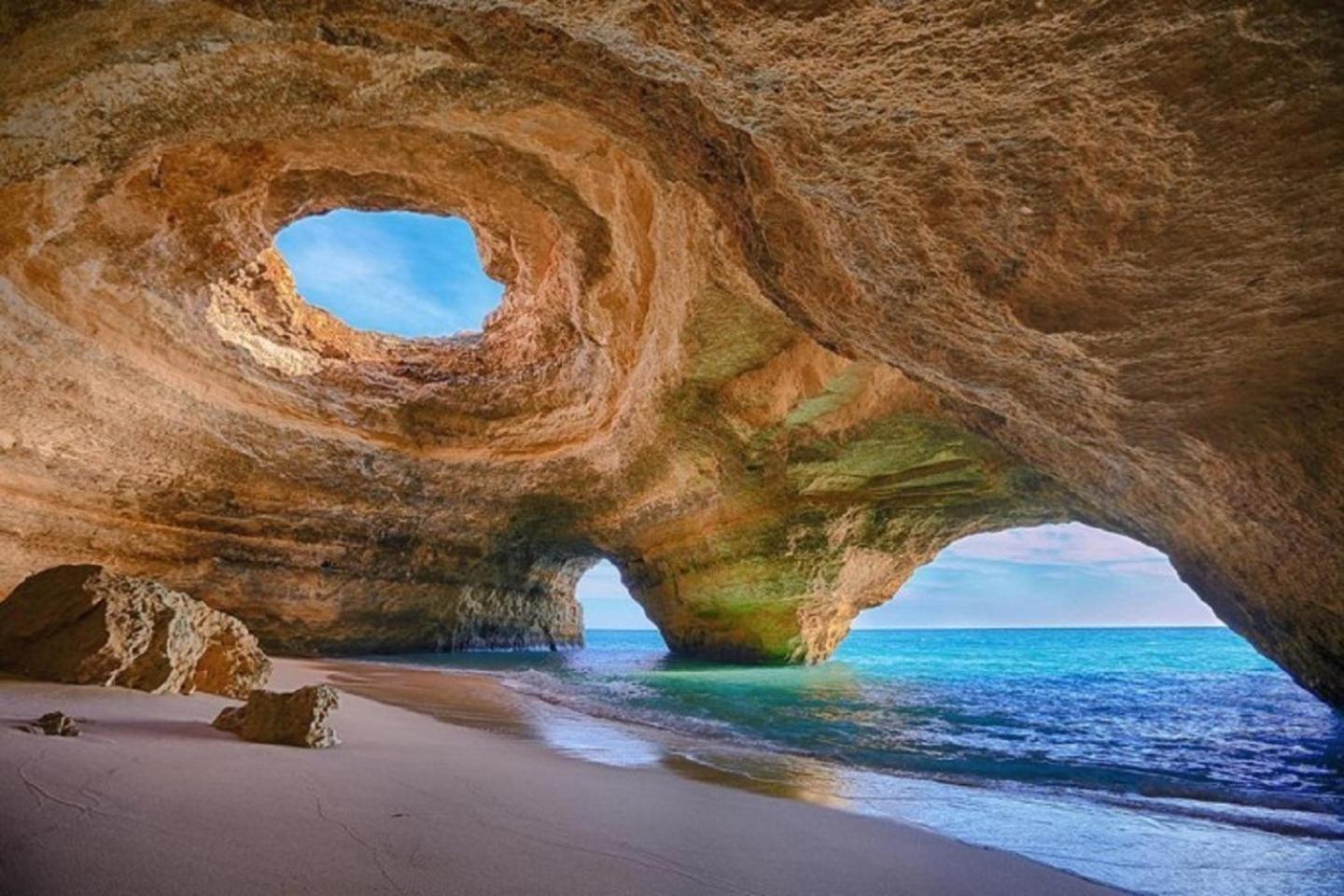 Vista Das Ondas Olhos De Agua Apartment Exteriör bild